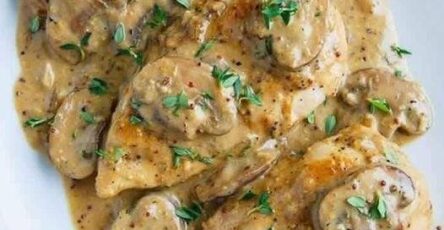 La Recette Facile du Poulet à la Moutarde et aux Champignons