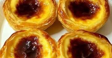 Pastéis de nata dorés et croustillants avec une garniture onctueuse