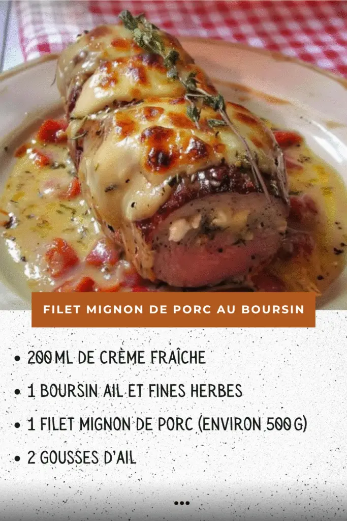 Filet mignon de porc au Boursin gratiné, nappé de sauce crémeuse, coupé en tranches et servi chaud avec pommes de terre rôties.