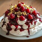 Pavlova aux cerises et chocolat noir