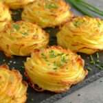 Nids de pommes de terre croustillants au four