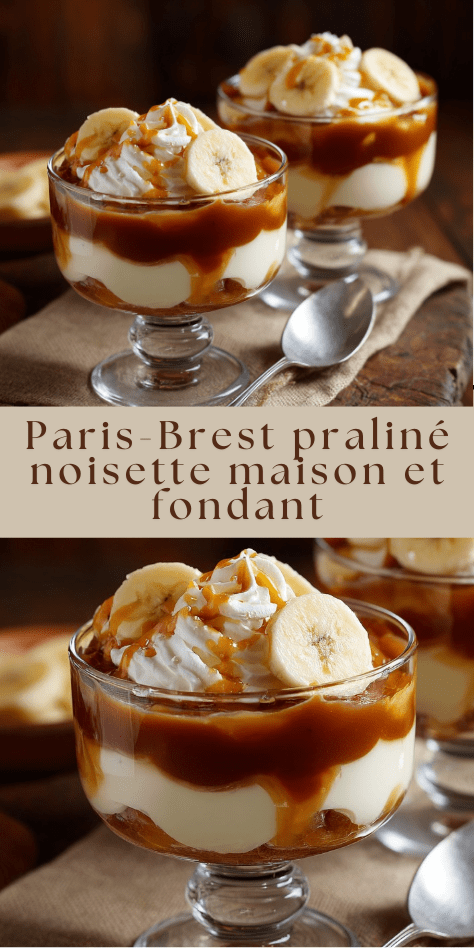 Verrine dessert avec crème mascarpone, rondelles de banane, caramel beurre salé et chantilly.