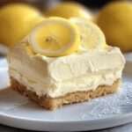 dessert fondant citron mascarpone avec base biscuitée et crème citronnée onctueuse décorée de rondelles de citron