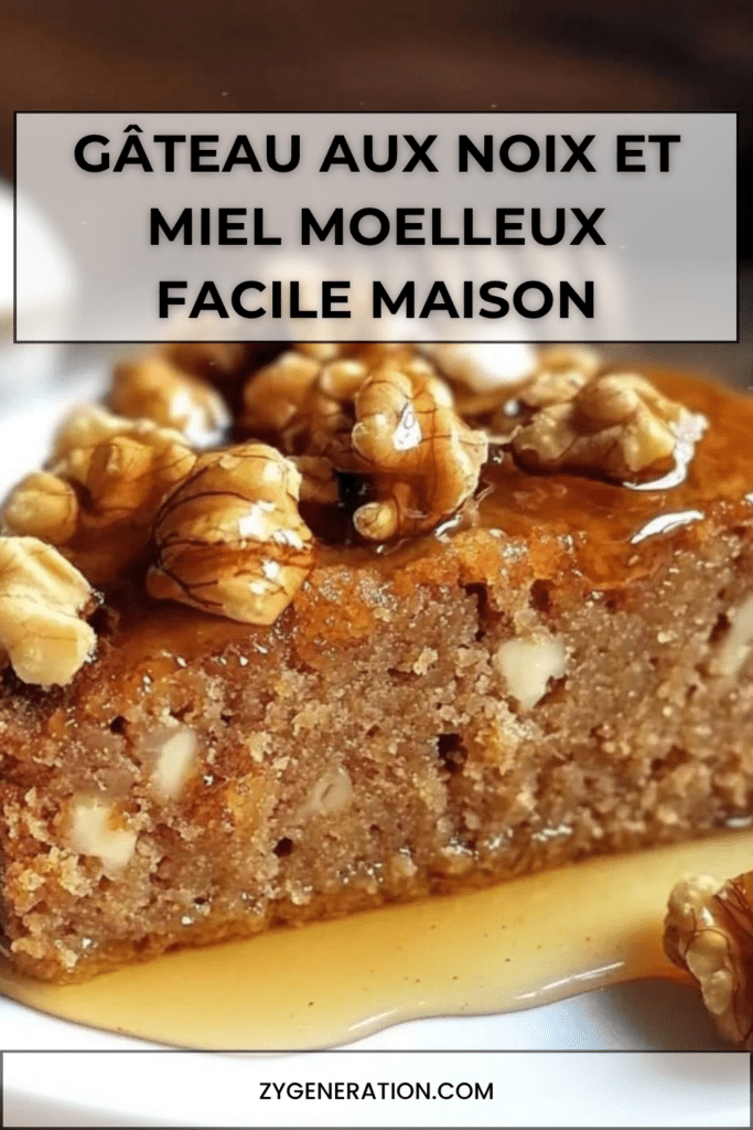 Gâteau aux noix et au miel doré, texture moelleuse avec morceaux de noix visibles, présenté en tranches sur un plat rustique.