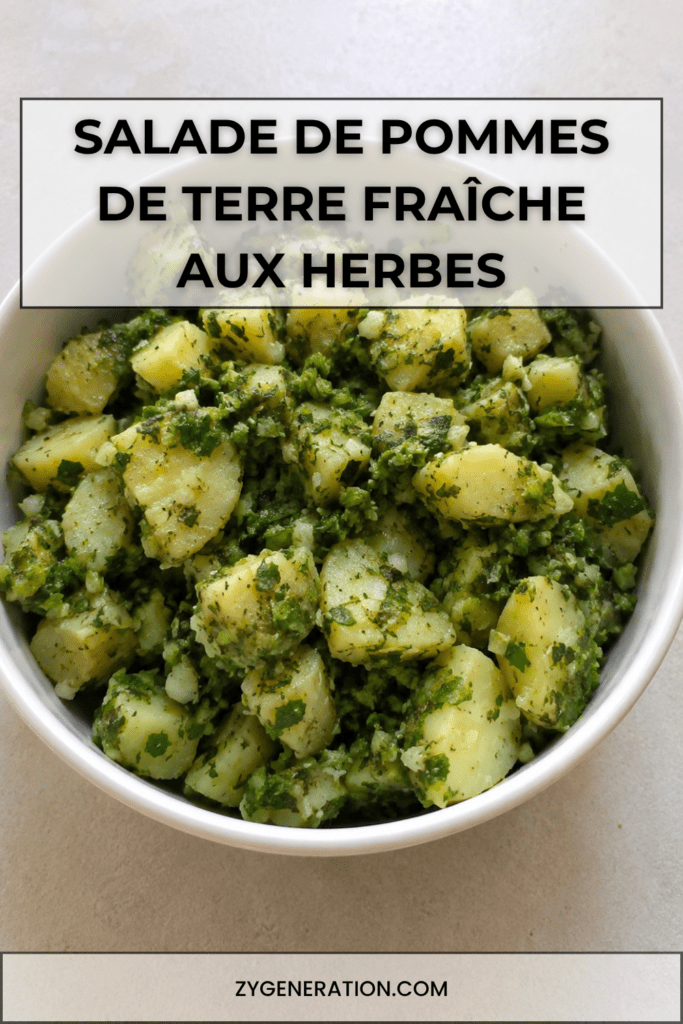 Salade de pommes de terre maison aux herbes fraîches, citron et huile d’olive servie dans un grand saladier estival